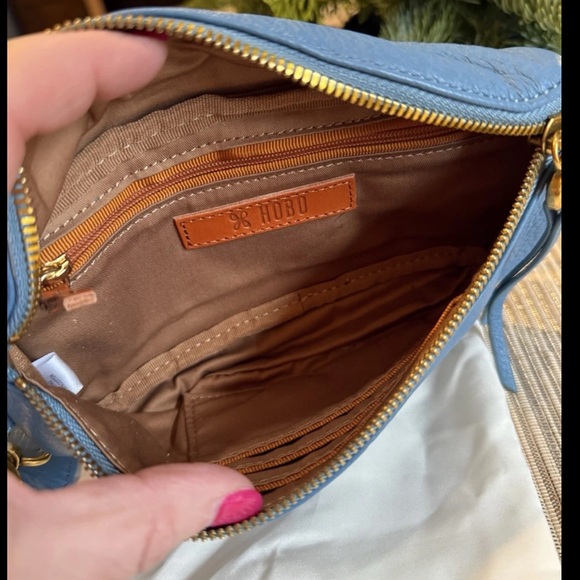 NEW HOBO Leather Adjustable Fern Belt/Crossbody Bag In Dusty Blue - Picture 13 of 13